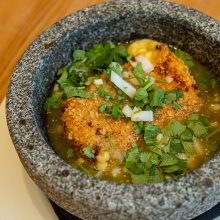 la-menonita-en-el-molcajete