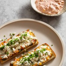 three-cheese-chili-toast